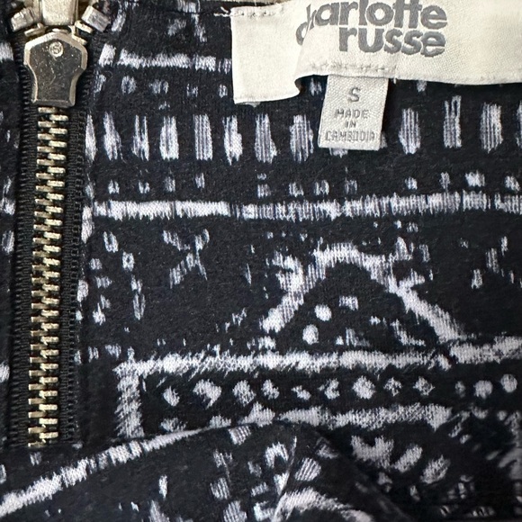 COPY - Charlotte Rouse Patterned Mini Pencil Skirt size S - Picture 2 of 3